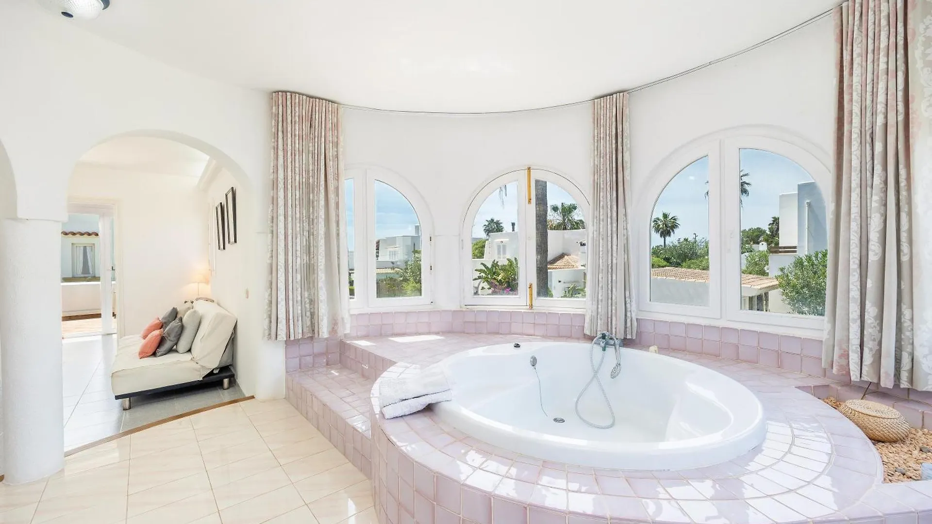 Villa Malik Mit Meerblick Und Pool Cala D´Or スペイン